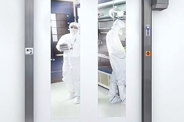 automatic-sliding-doors-in-clean-room-environment