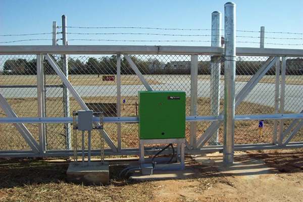 automatic-gate-and-opener-at-airport