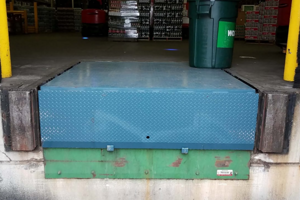 Hydraulic-Dock-Leveler-1